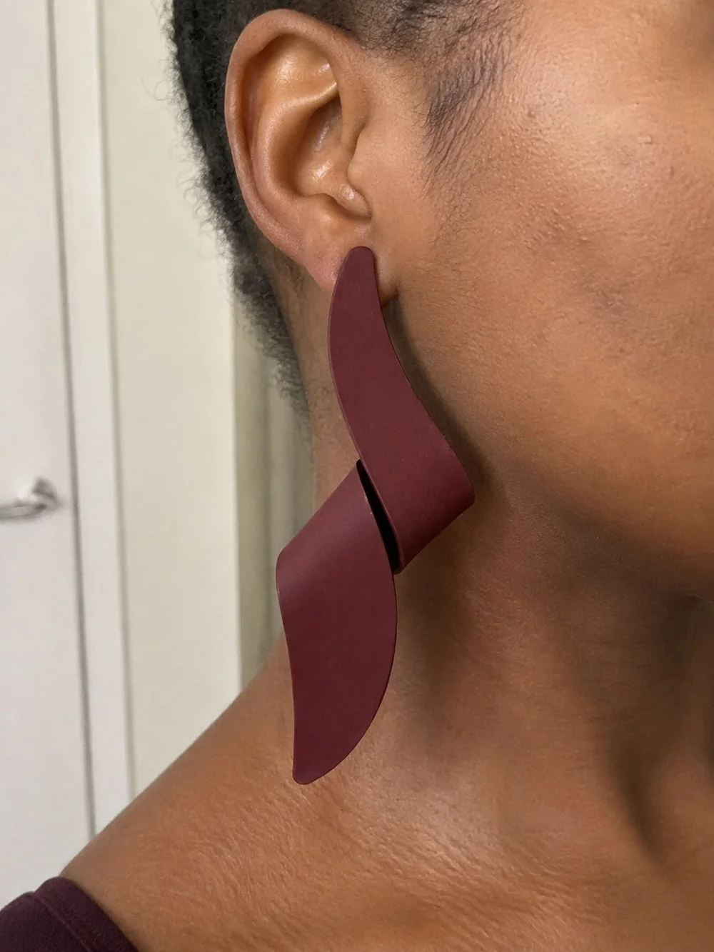 Women's Maroon Sculptural Drop Earrings
